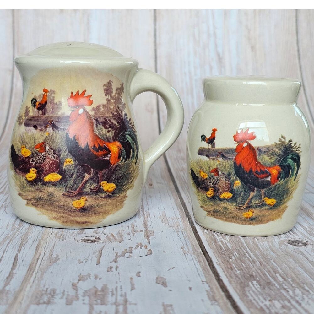 Vintage Rooster Hen Salt Pepper Shaker Set Country Kitchen